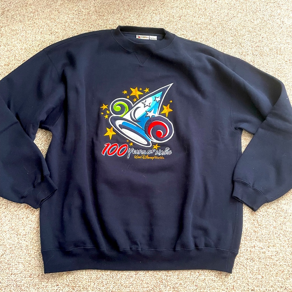 Walt Disney World sweatshirt